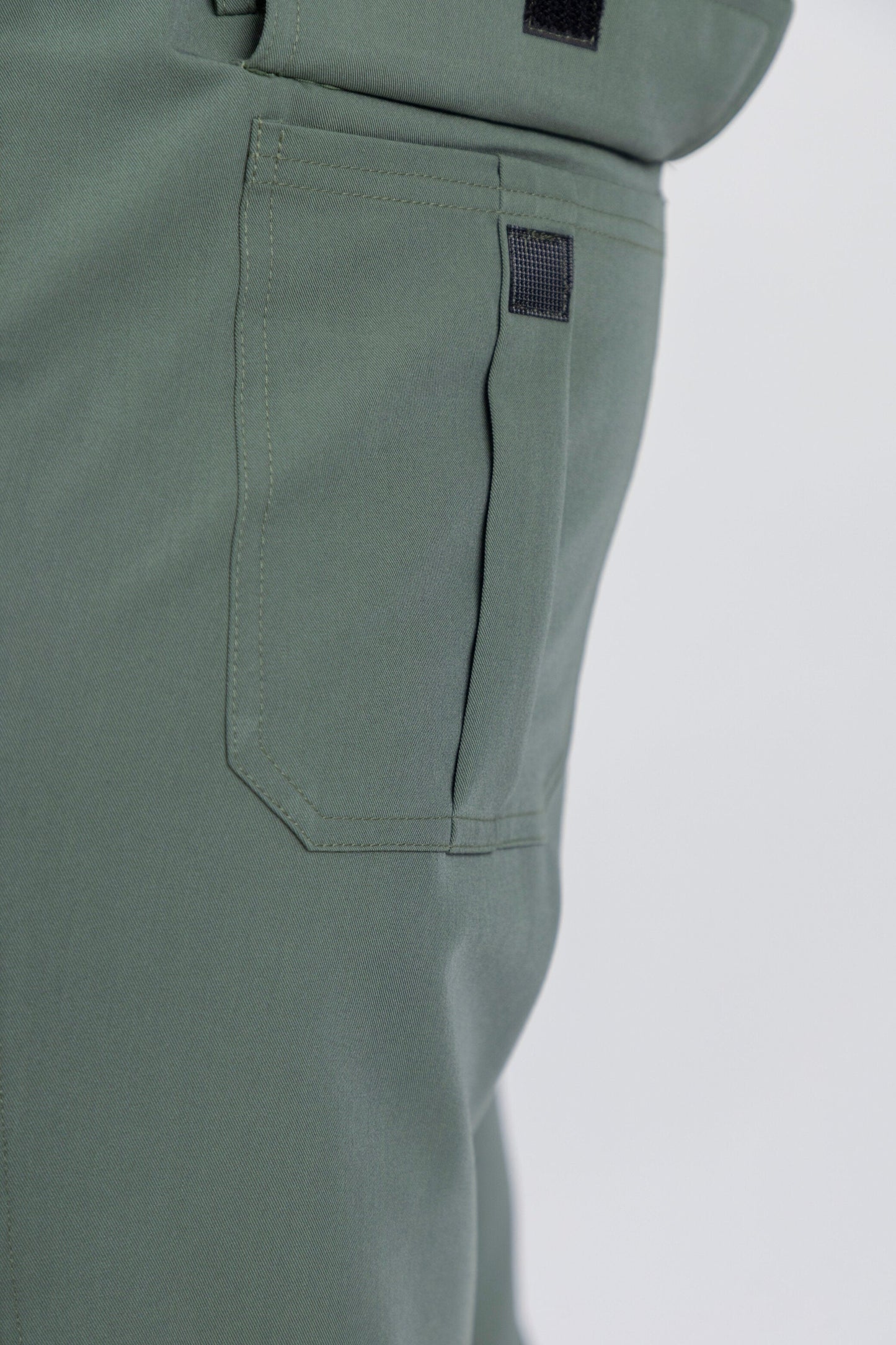 Zayn - Olive Green Scrub