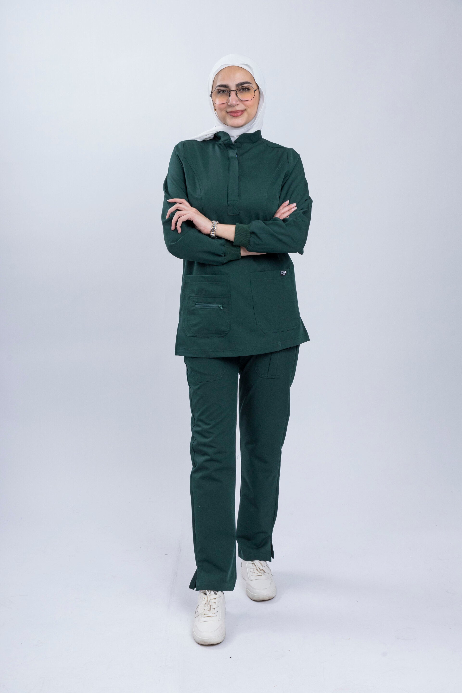 Rom - Forest Green Scrub